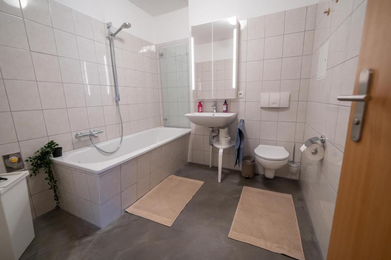 FULL HOUSE Studios - Apartment French Touch Zwickau Exterior foto